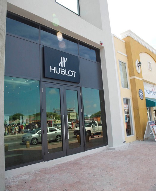 Hublot opens at the Forum Shops in Oranjestad