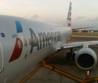 American Airlines aircraft with new design lands for first time on Aruba