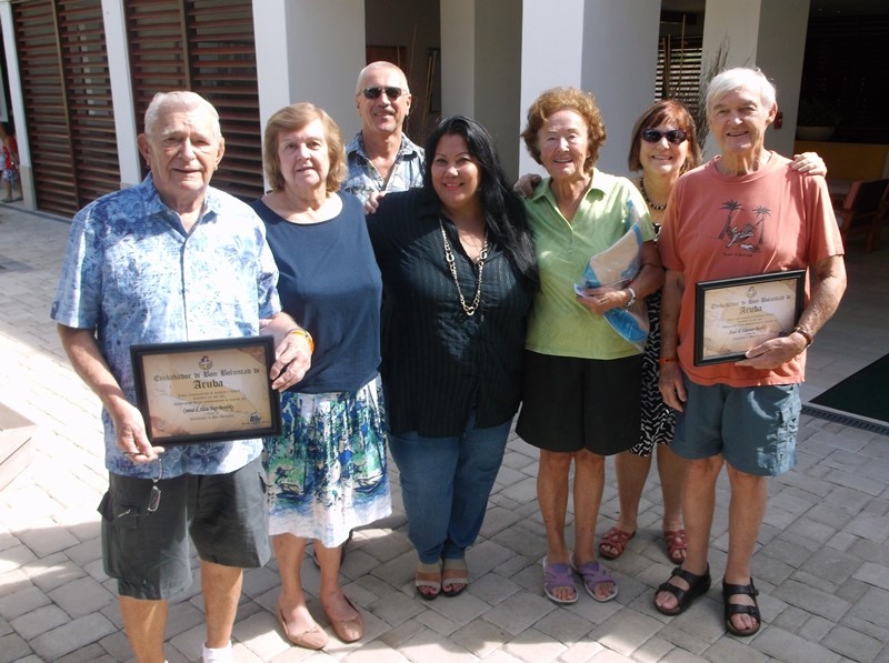 Aruba Tourism Authority honored a group of loyal visitors at Holiday Inn